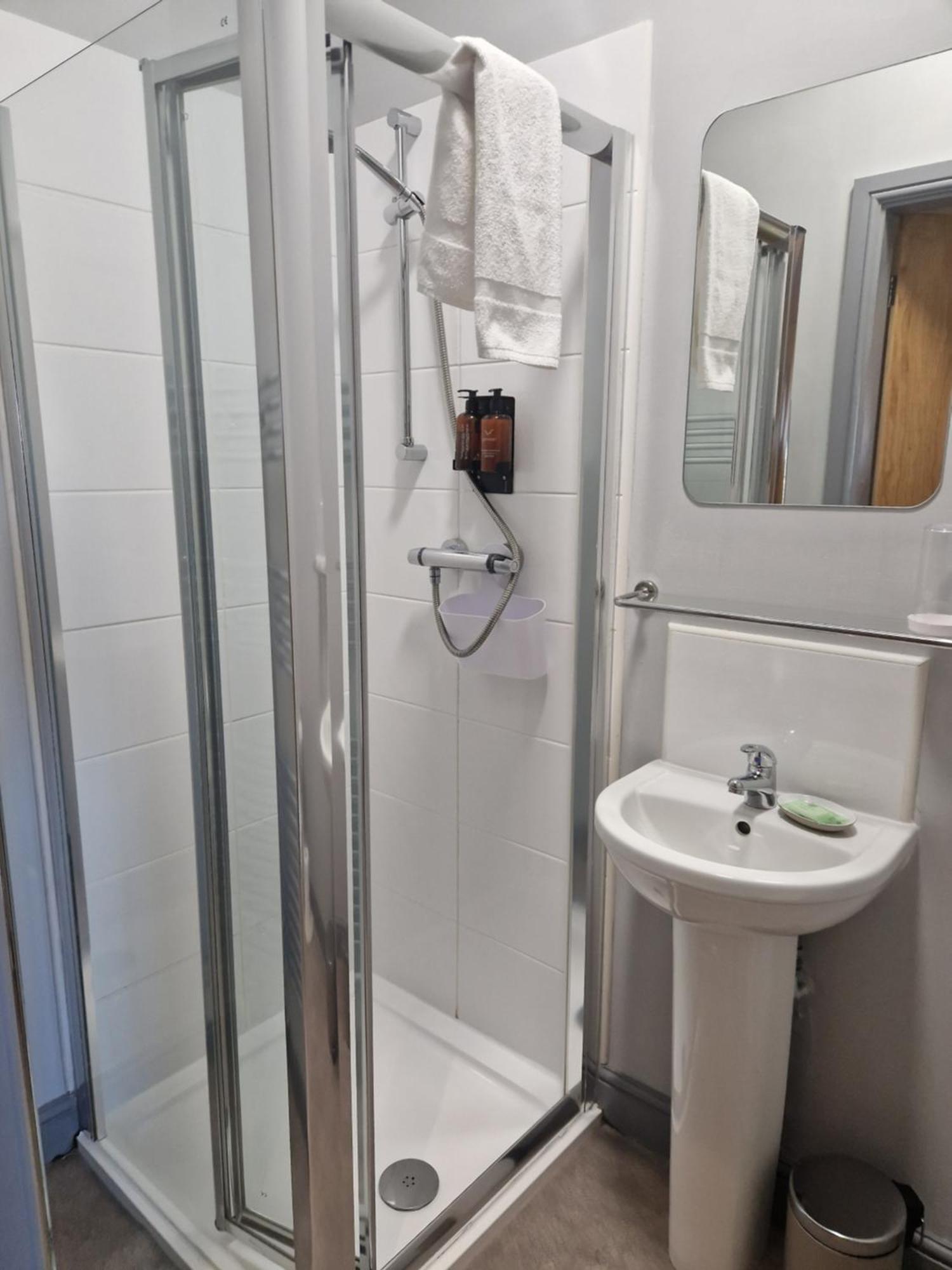 Bed and Breakfast The Star West Leake Экстерьер фото